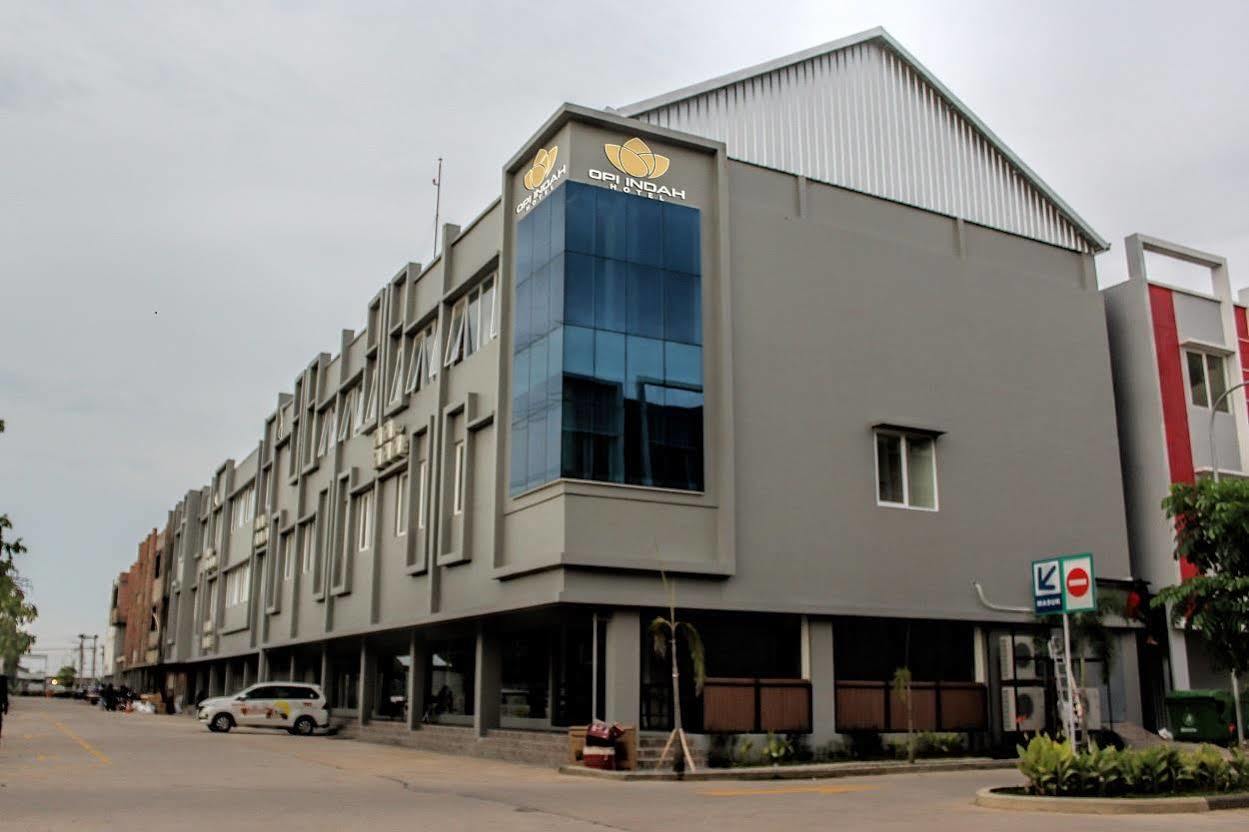 Opi Indah Hotel Palimbão Exterior foto